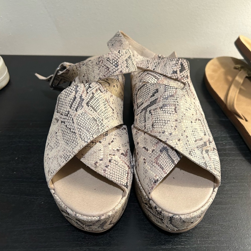MATISSE x AMUSE SOCIETY Snakeskin Platform Wrap Sandals Size 10